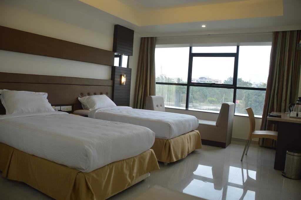 Swagath Grand Suchitra Hotel Хидерабад Стая снимка